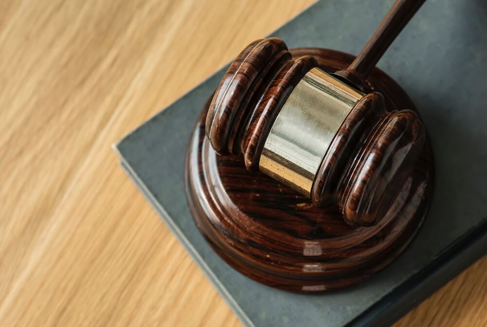 Board Director Sentenced To 40 Months In $600,000 Insider…